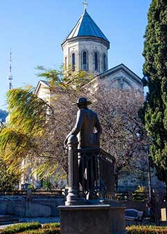 A monument of L. Gudiashvili, Tbilisi