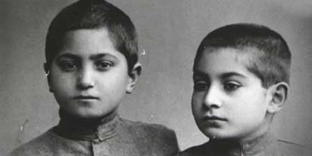 Lado Gudiashvili (from left to right) with his brother Vakhtang Gudiashvili